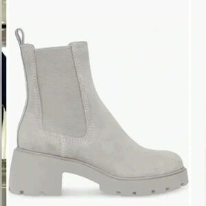 Steve Madden Women’s Grey Suede Haylan Chelsea Boot NWT 9